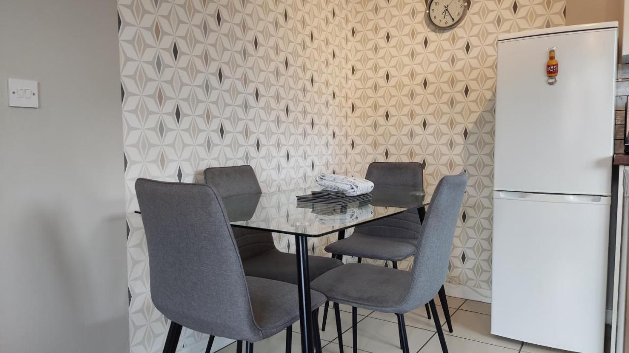 Apartmán Modern 1-Bed Flat In Wigan Exteriér fotografie
